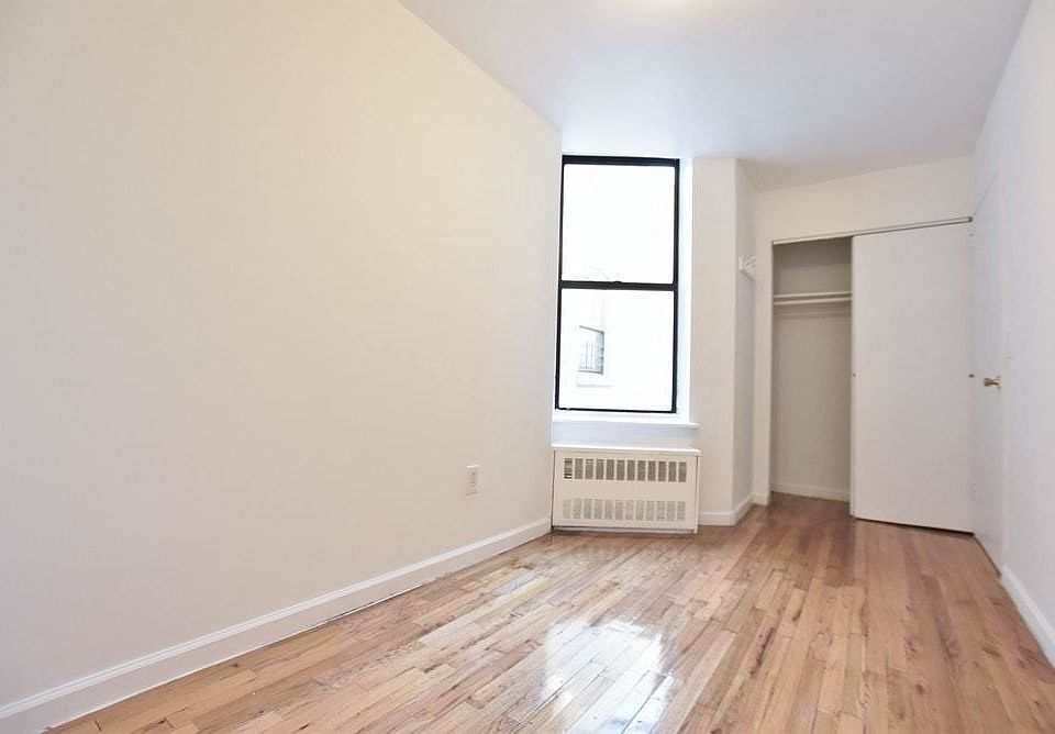 1st image of 105 W 113th St #55