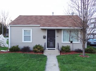 542 E Anderson St, Crown Point, IN 46307