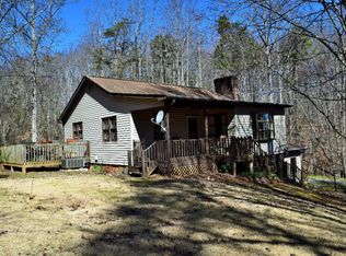 2317 Piney Mountain Rd, Walnut Cove, NC 27052