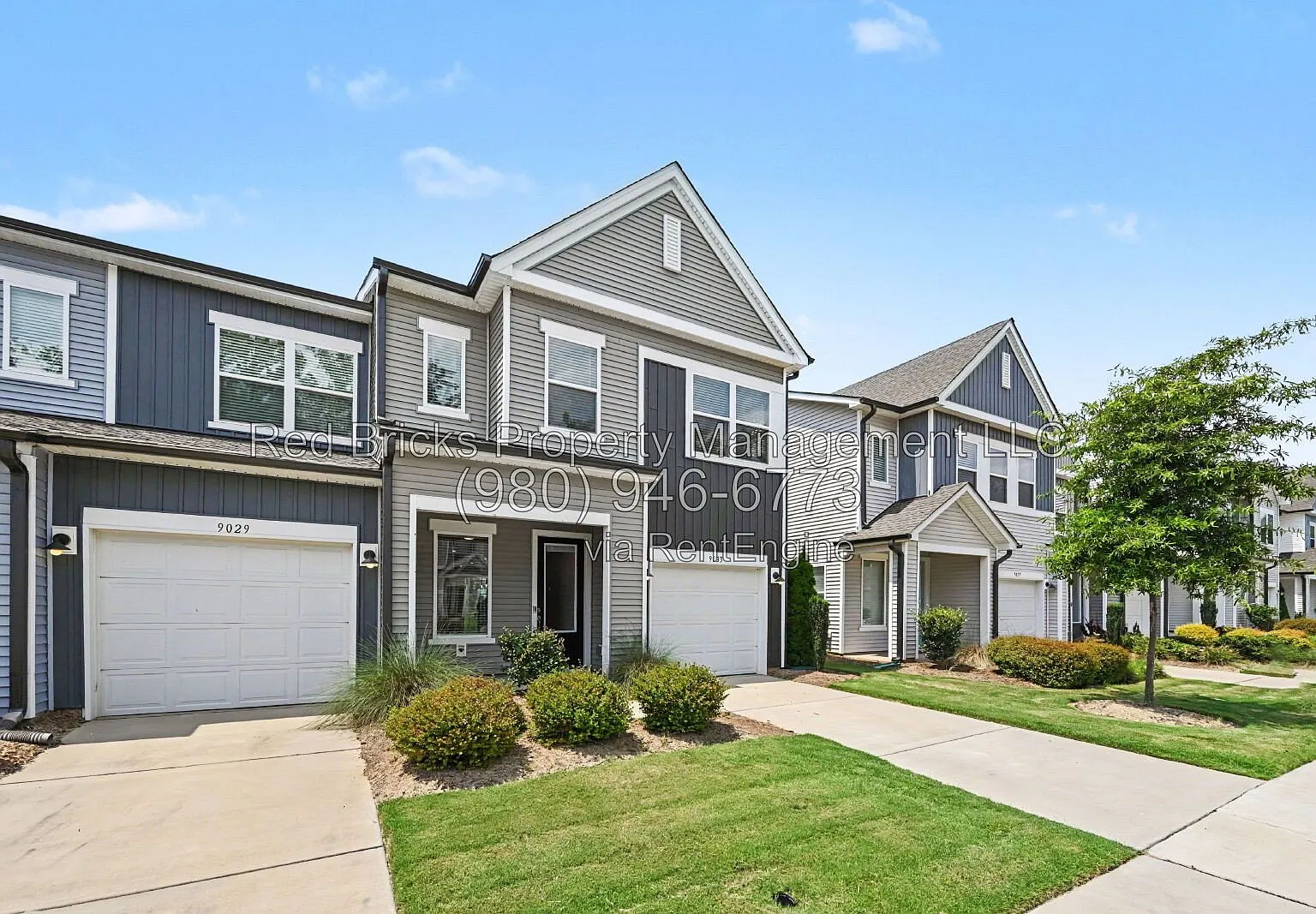3 bed, 2.5 bath, 1589 sqft, $1,895 — Photo 3