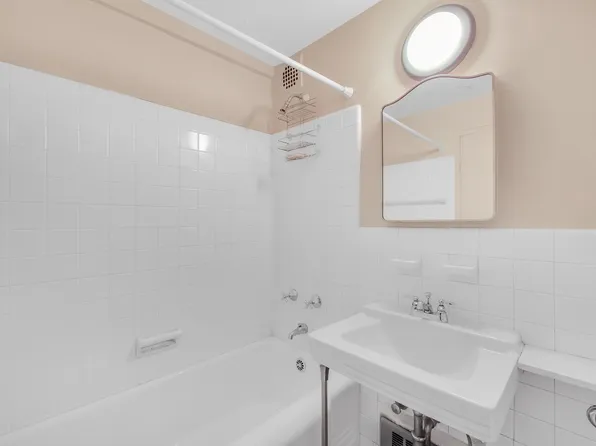 11 East 87th Street image 5 of 9