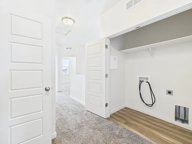 Bellevue Towers LLC — Photo 32