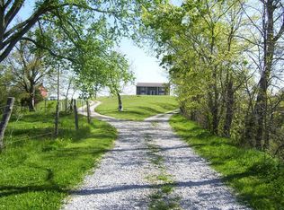 235 Mitchell Ln, Berry, KY 41003