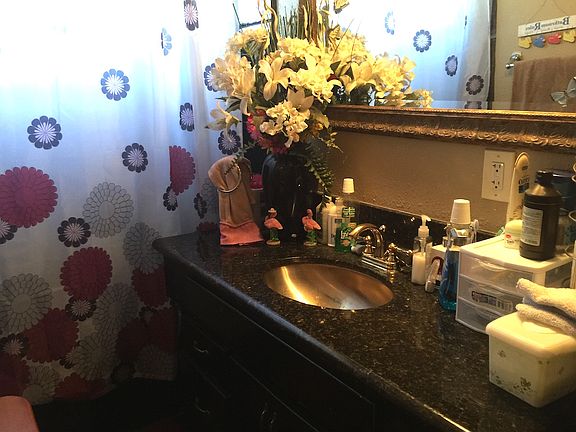 4th image of 5241 Santa Margarita St