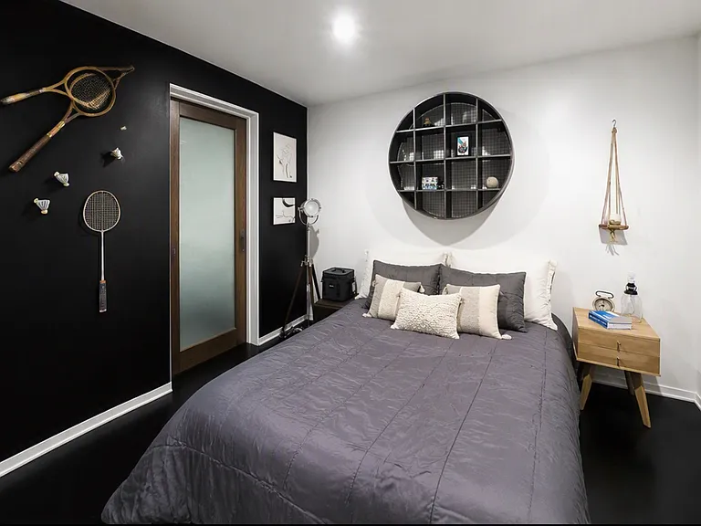 970 N High St #201 — Photo 14
