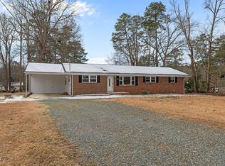 527 Glenwood Dr, Sanford, NC 27330