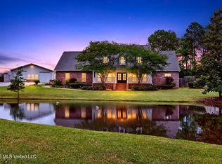 14228 Woodland Hills Dr, Biloxi, MS 39532