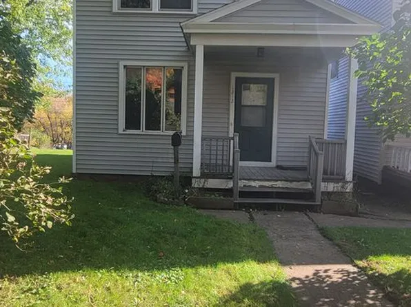 1212 E 2nd St, Duluth, MN 55805