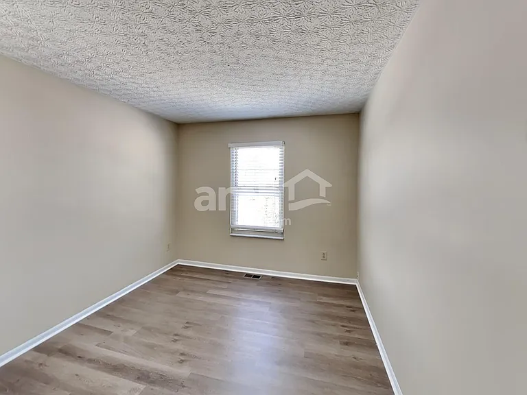 5798 Sharets Dr — Photo 14
