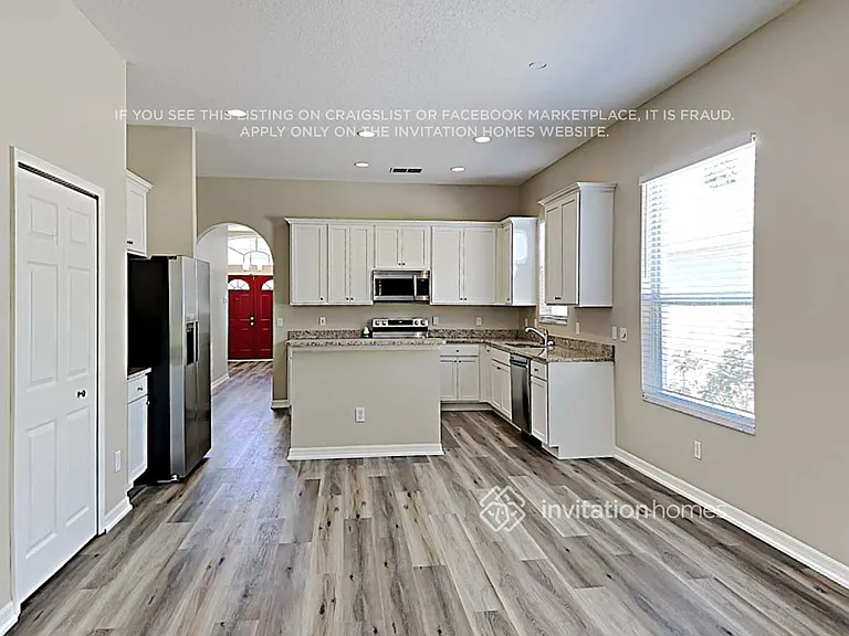 3839 Regents Way — Photo 5