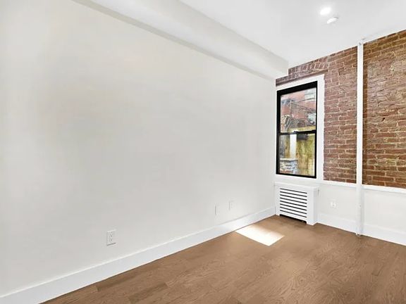 5th image of 194 3rd Ave APT 3