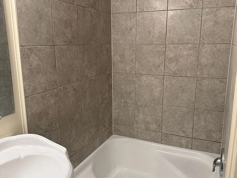 306 N Locust St — Photo 6