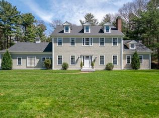 40 Amos Sampson Ln, Duxbury, MA 02332