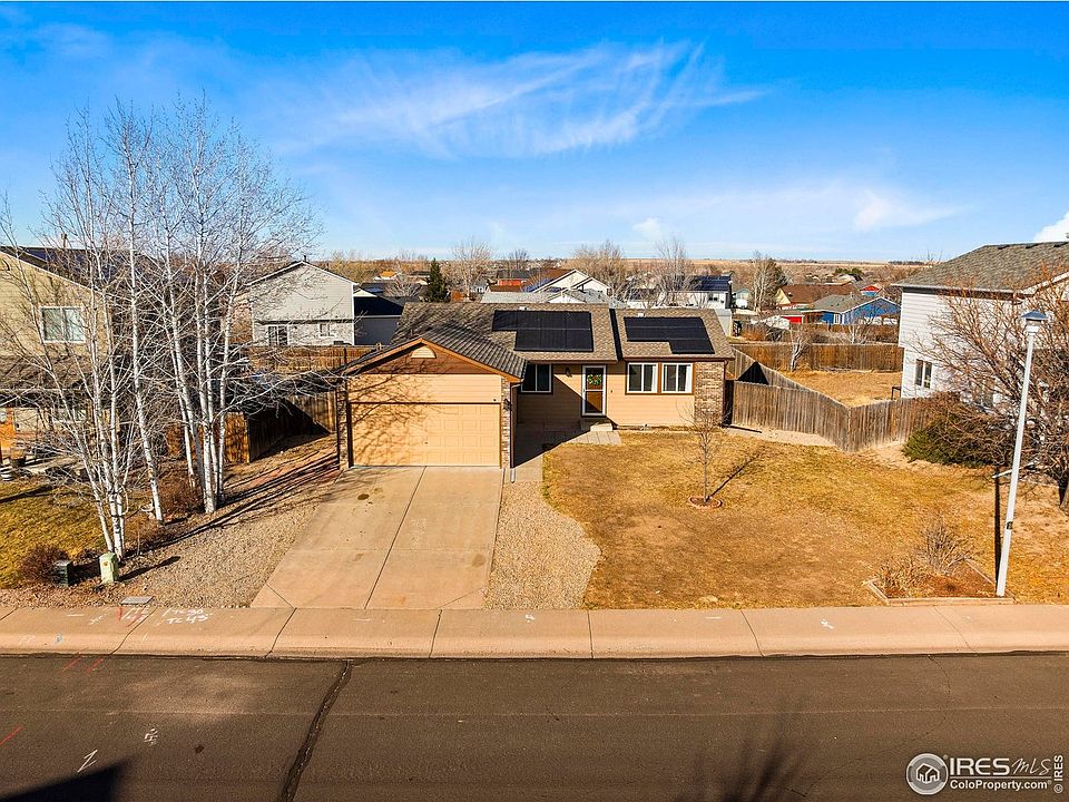 1st image of 303 W Juneberry St