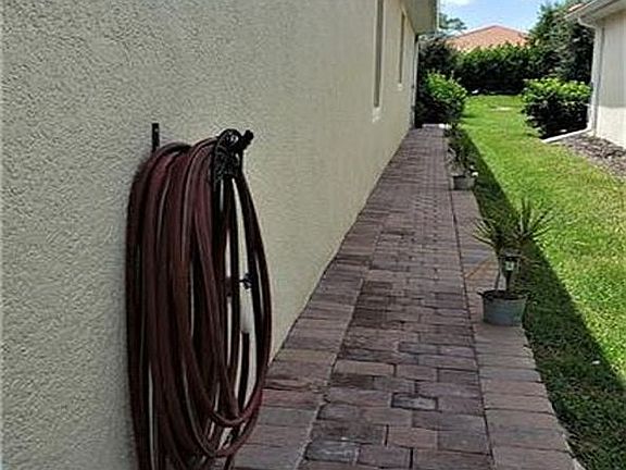 4th image of 19333 Yellowtail Ct