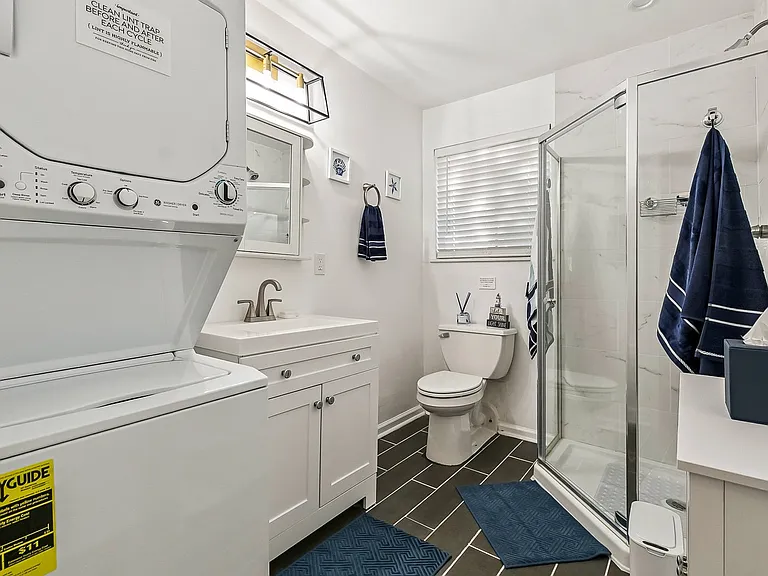 5400 Lacour Monique St #B — Photo 20