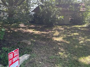 404 N 8th St, Okemah, OK 74859