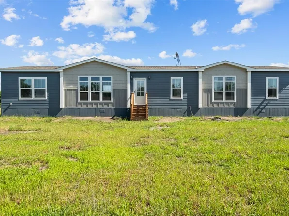 2636 County Road 3805, Wolfe City, TX 75496