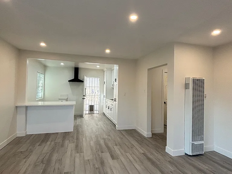 5848 Gardenia Ave — Photo 3