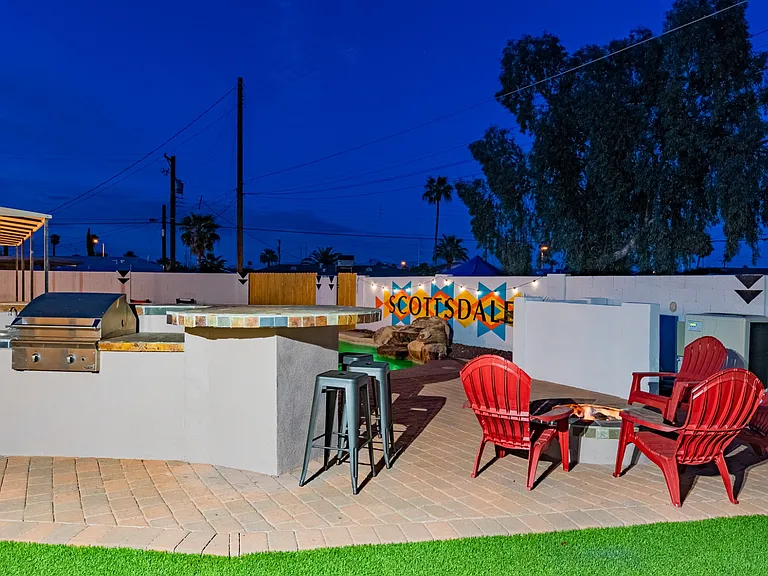 2307 N 64th Pl — Photo 24