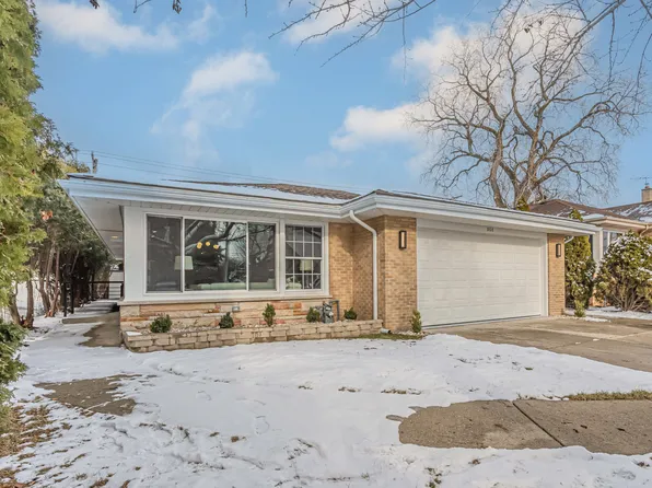 1814 Oakton St, Park Ridge, IL 60068