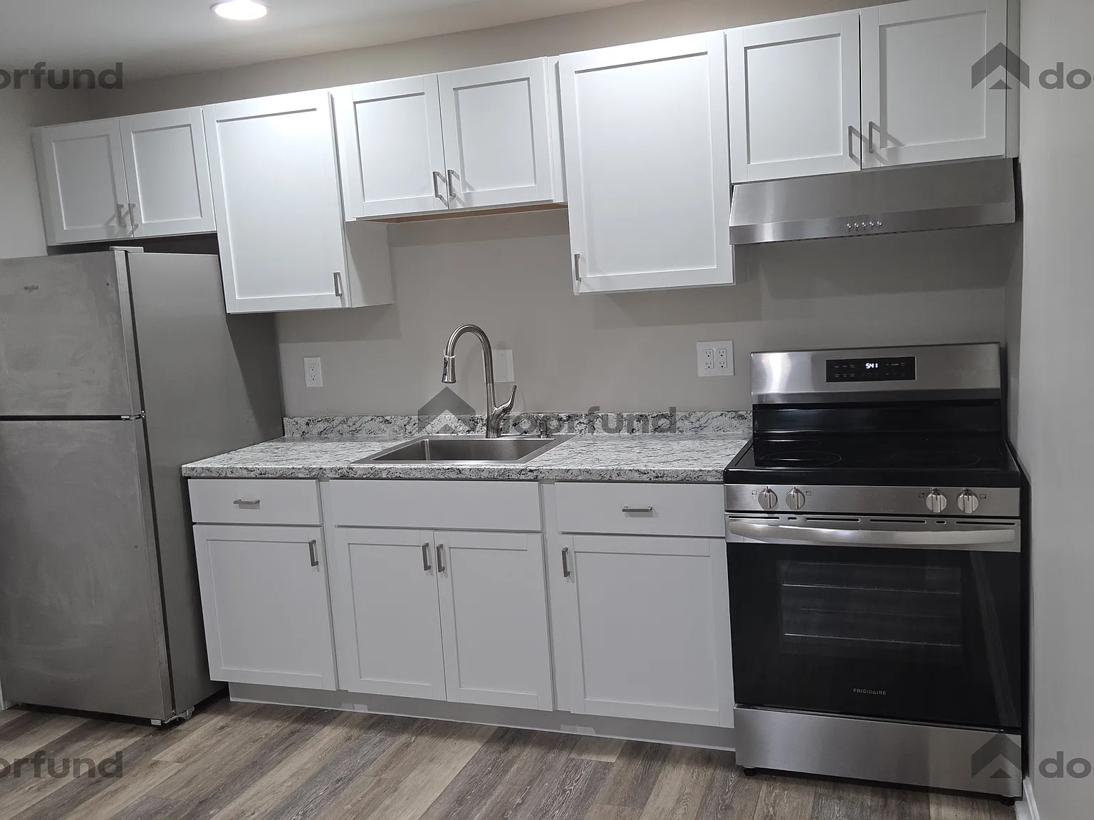 3 bed, 756 sqft, $1,765 — Photo 2