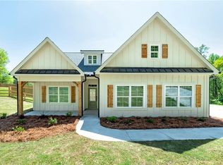 8370 Pleasant Grove Cir, Gainesville, GA 30506
