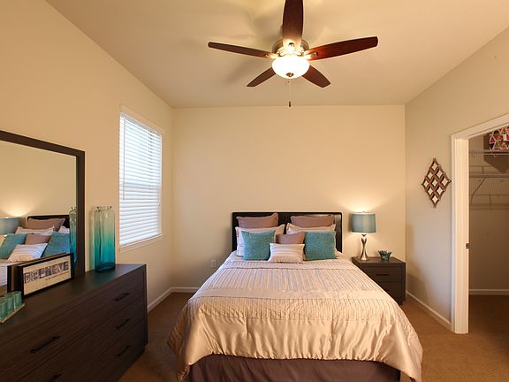 Huge master walk in closet