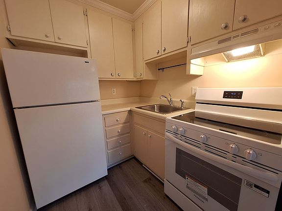 5th image of 752 McGuire Pl #14