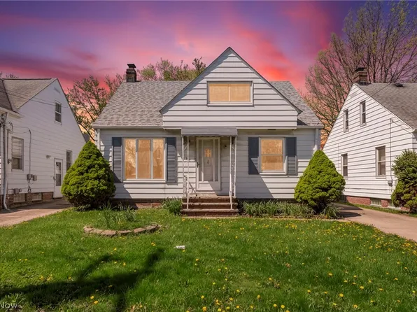 934 E 220th St, Euclid, OH 44119
