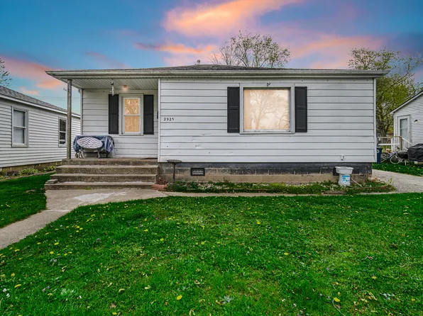 2923 Arizona St, Lake Station, IN 46405