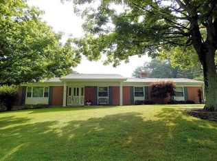 7154 Hopkins Rd, Hamilton Twp, OH 45039