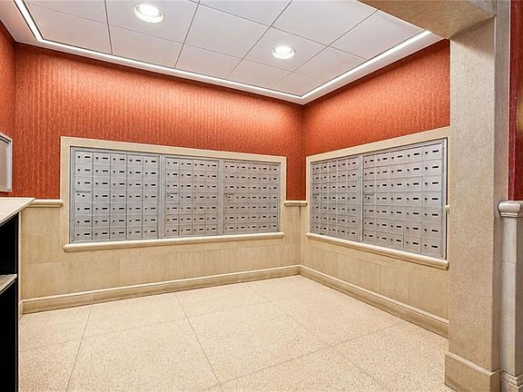 4th image of 1935 Shore Pkwy APT 3D