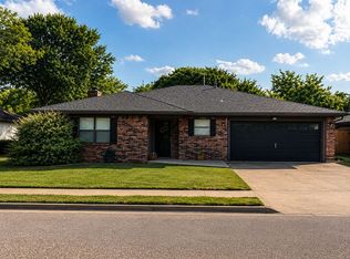 1003 Cedar Ave, Idalou, TX 79329