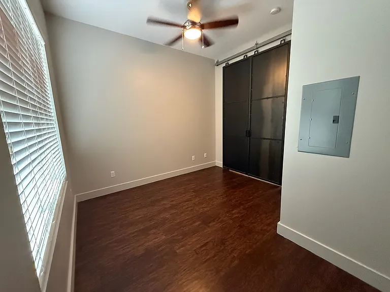214 Louise Ave — Photo 32