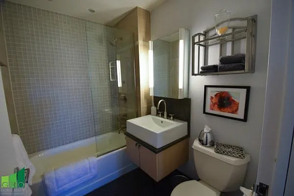 Rented by Global Realty Opportunities | media 23