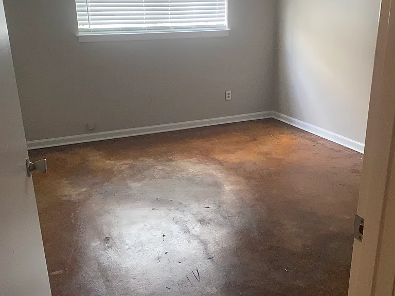 32 N Belvedere Blvd #21 — Photo 3