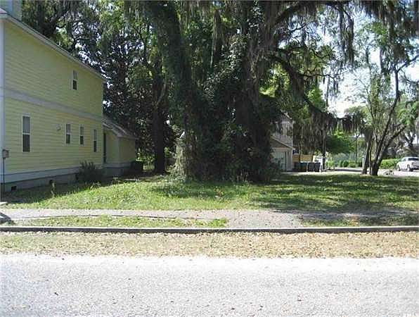2nd image of 1019 12th St