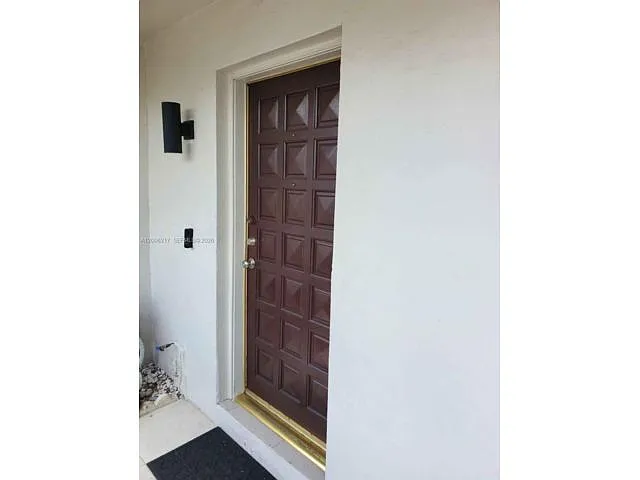 Building Photo - 13420 SW 62nd St #110-J