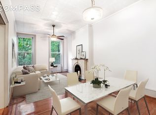 452 W 49th St APT 1, New York, NY 10019