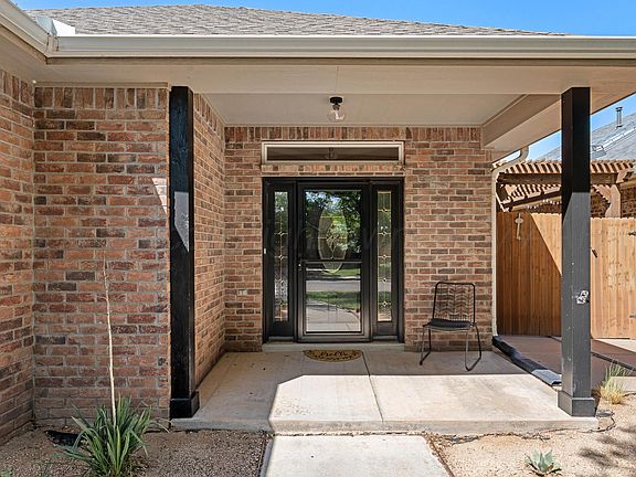 2nd image of 4705 Ashville Pl