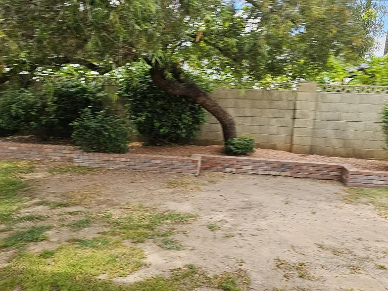 4208 E Montecito Ave — Photo 14