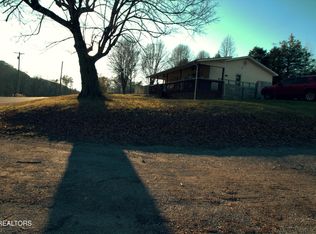 2730 Hinds Creek Rd, Heiskell, TN 37754