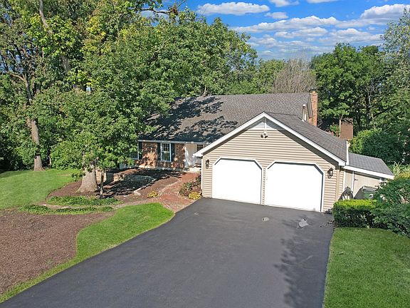 5th image of 3100 Scenicwood Ln