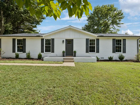 825 General Forrest Dr, Smyrna, TN 37167