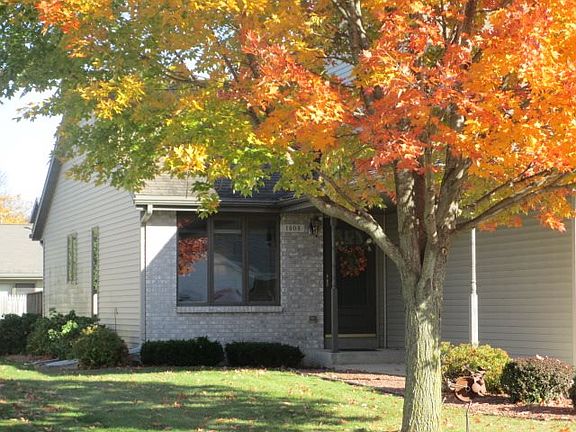 2nd image of 1808 Saint George Ln