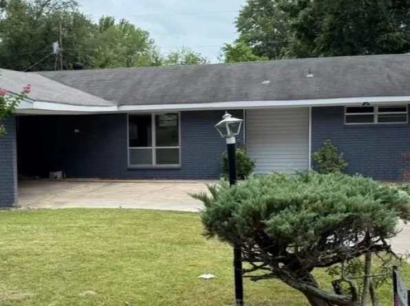 (undisclosed Address), Pine Bluff, AR 71603