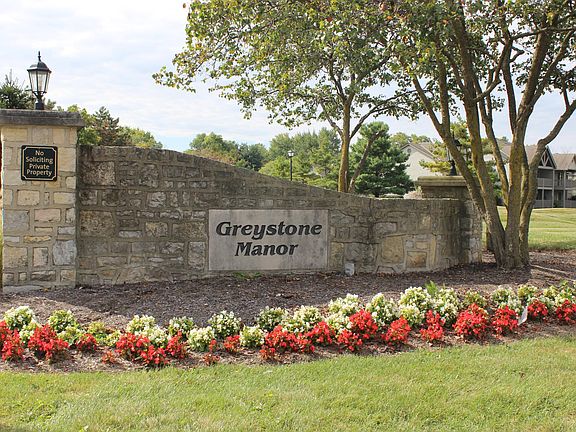 Greystone Manor Condos