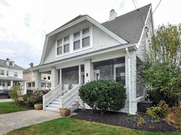 160 Manomet Ave, Hull, MA 02045