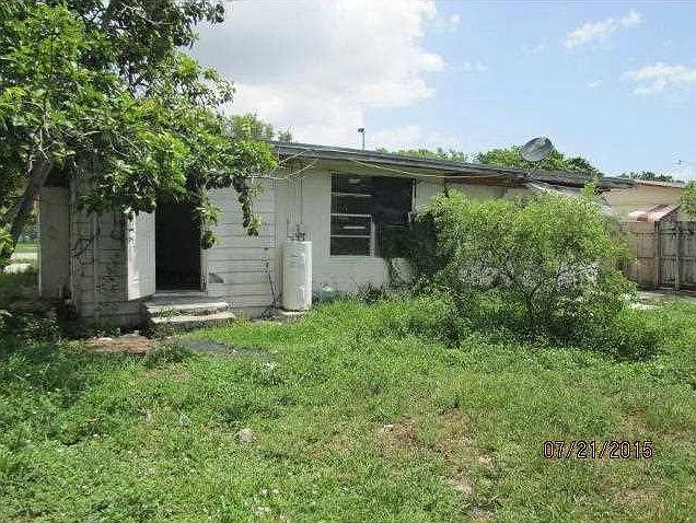 2nd image of 1474 NW 115th St